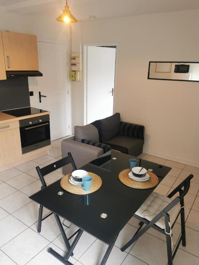Charmant Appartement A 1 Minute Du Lac Анси Экстерьер фото